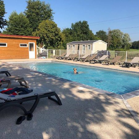 Camping du Sevron Saint-Etienne-du-Bois  Extérieur photo