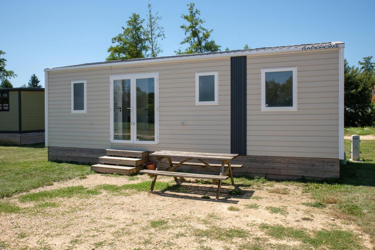 Camping du Sevron Saint-Etienne-du-Bois  Extérieur photo