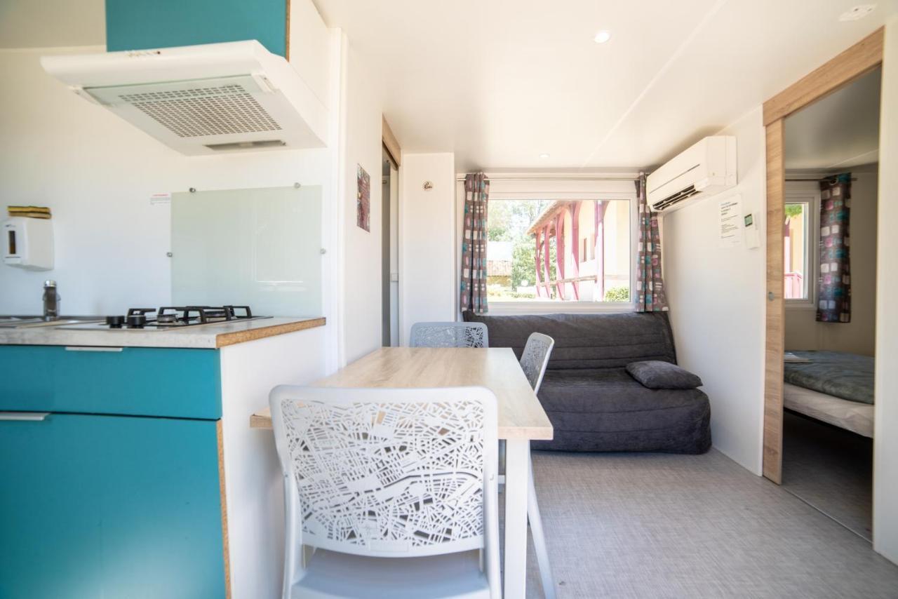 Camping du Sevron Saint-Etienne-du-Bois  Extérieur photo