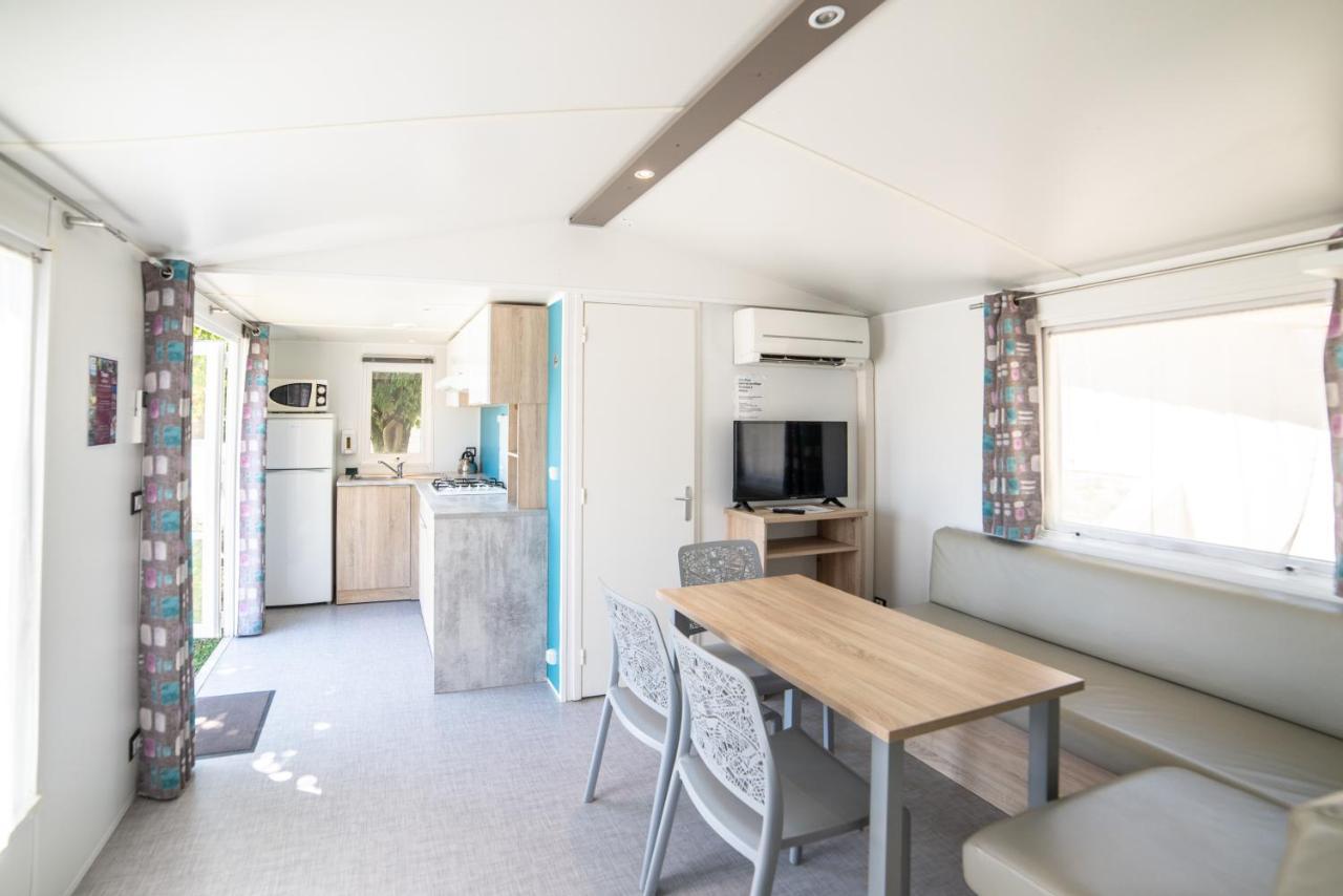 Camping du Sevron Saint-Etienne-du-Bois  Extérieur photo