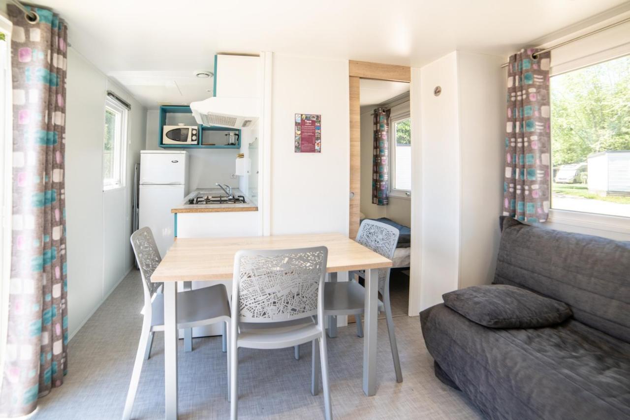 Camping du Sevron Saint-Etienne-du-Bois  Extérieur photo