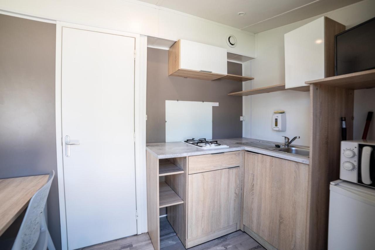 Camping du Sevron Saint-Etienne-du-Bois  Extérieur photo